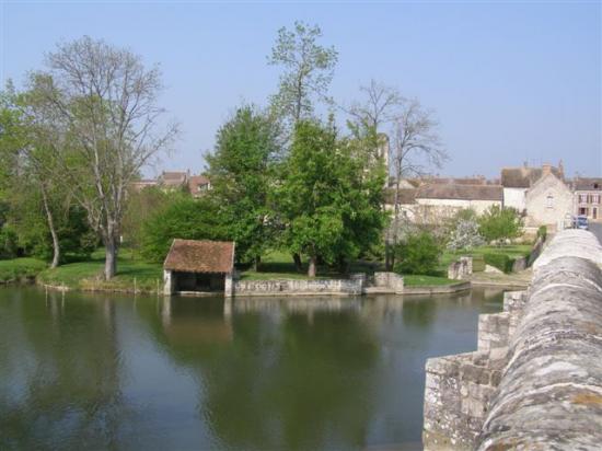 Grez-sur-Loing jardins de la Tour de Ganne