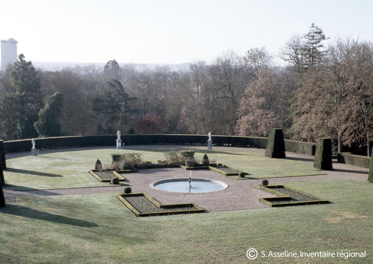 Les jardins de la Préfecture - Melun 2