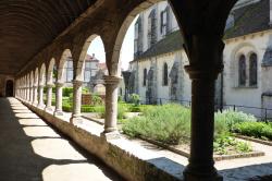 Donnermarie dontilly jardin du cloitre
